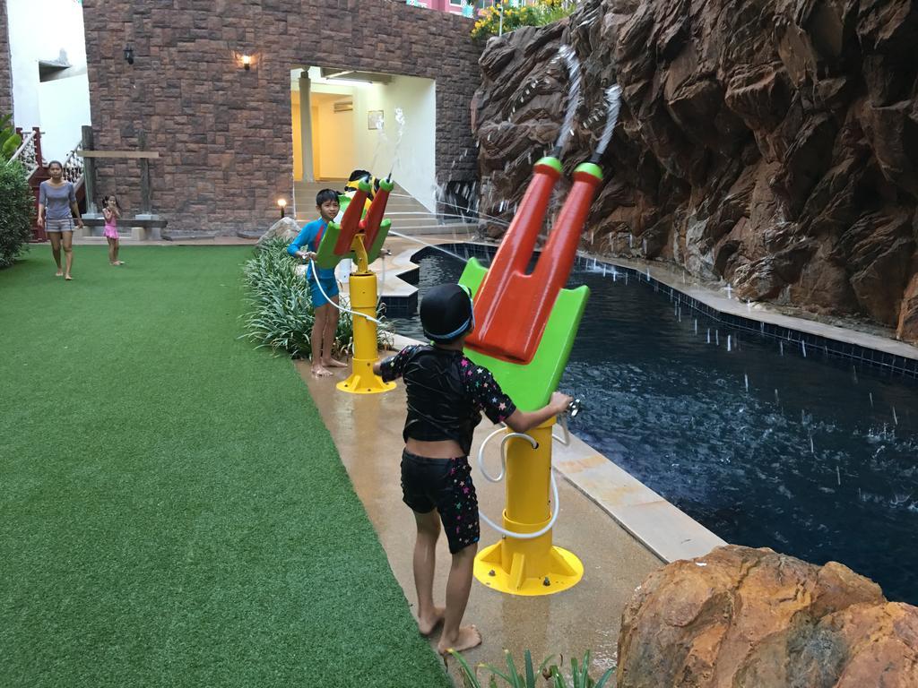 Grand Caribbean Resort Jomtian Pattaya Zewnętrze zdjęcie