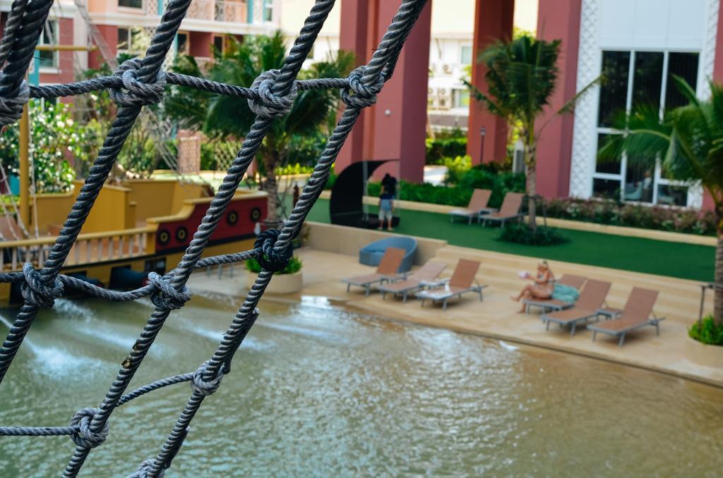 Grand Caribbean Resort Jomtian Pattaya Zewnętrze zdjęcie